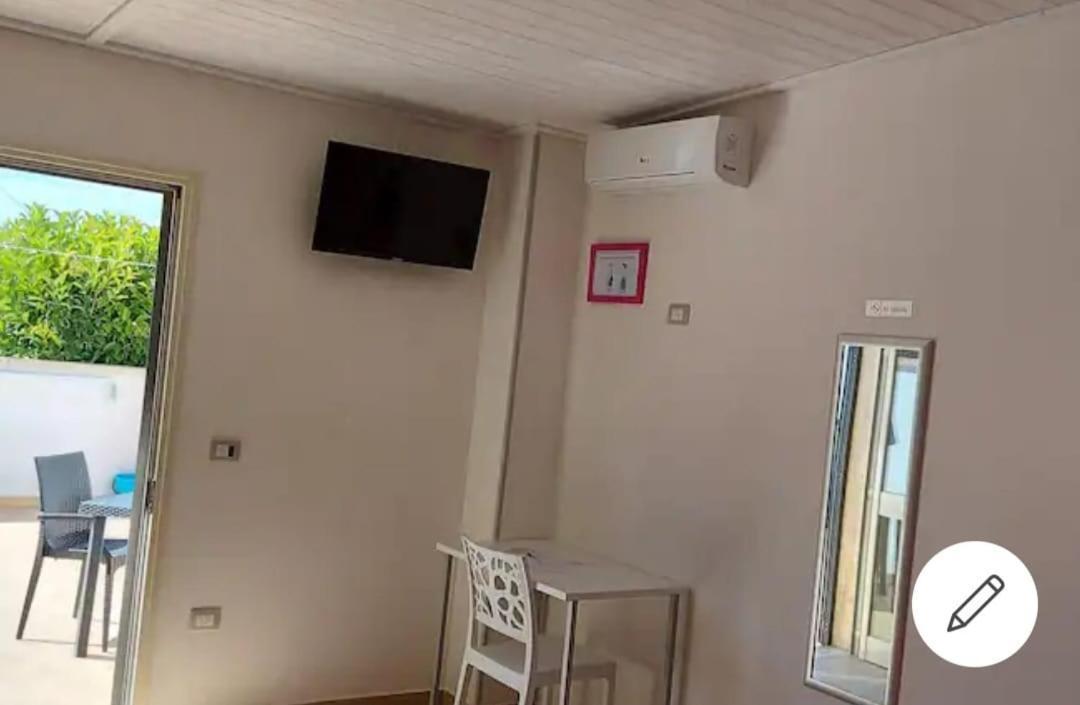 Briciola'S Rooms Porto Cesareo Buitenkant foto