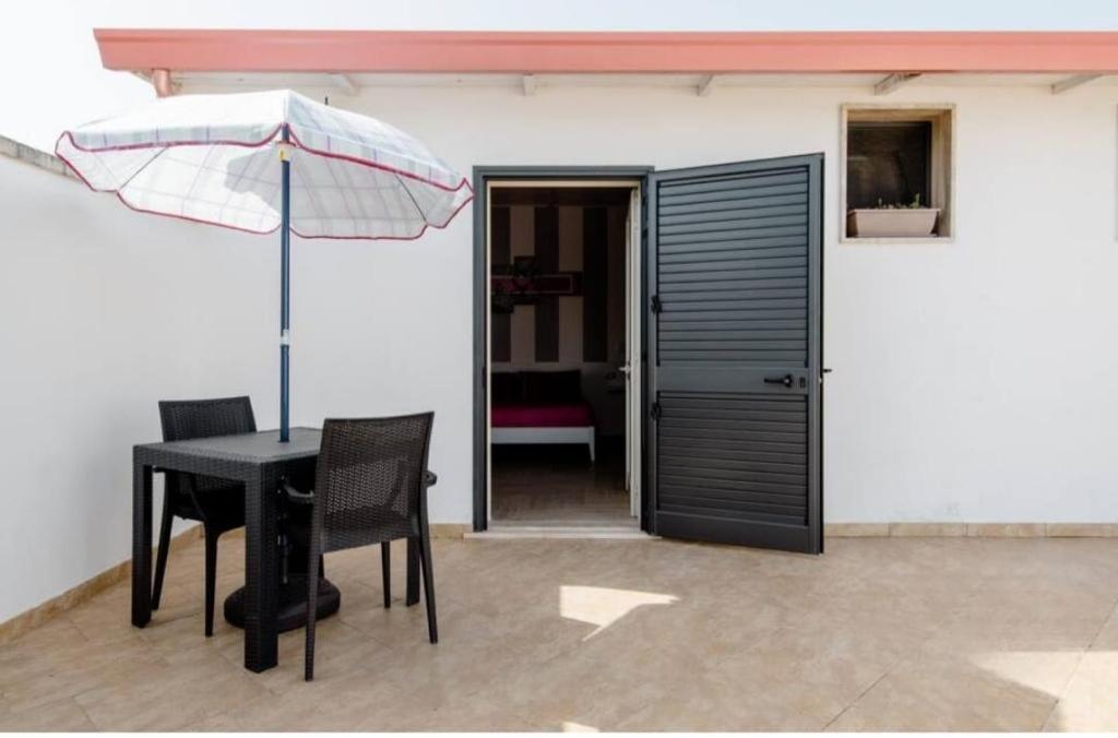 Briciola'S Rooms Porto Cesareo Buitenkant foto